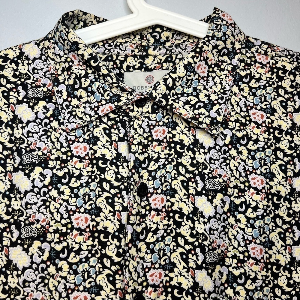 Bobby Chan Men's Size L Silk Bamboo Floral Short Blouse Black Yellow Lightweight